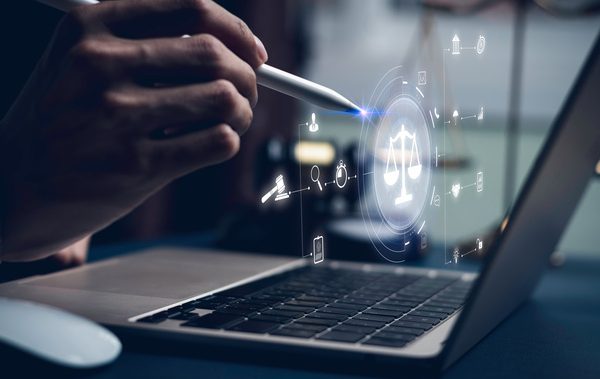 Alesp discute sobre direito digital e proteção de dados em seminário